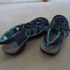 Blue Women's Keens
